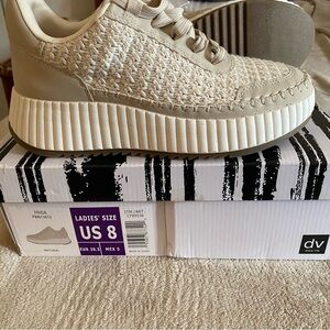 Dolce Vita Dolen Fay Fit size 8 nwt